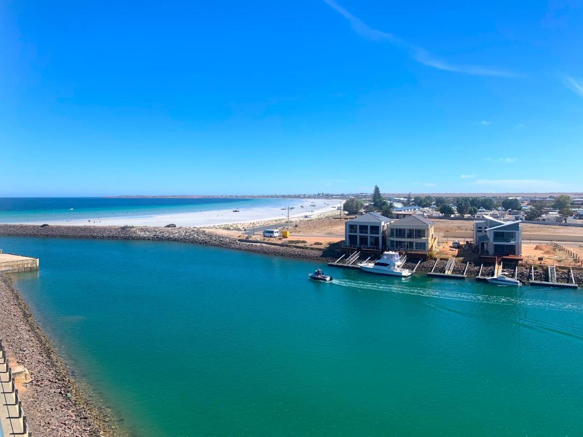 Wallaroo Marina Luxury Apartment Exterior photo